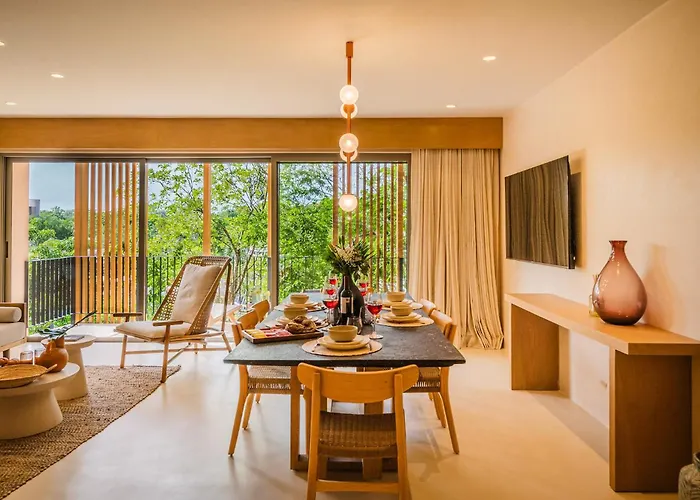 Divine 2br W Pool Gym Yoga Classes Restaurant Apartamento