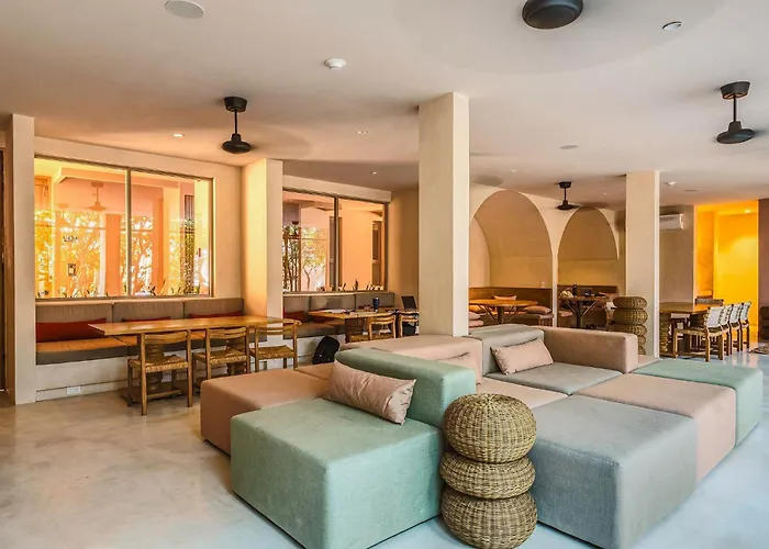 Divine 2br W Pool Gym Yoga Classes Restaurant Apartamento